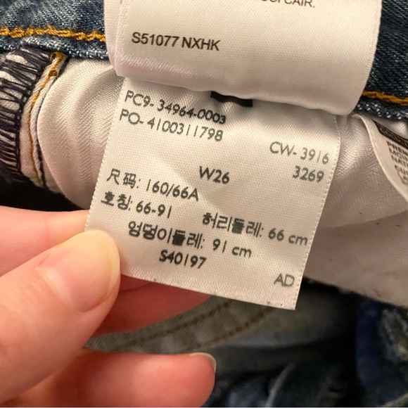 LAST CHANCE | Levi’s Straight Leg Jeans - Picture 10 of 12